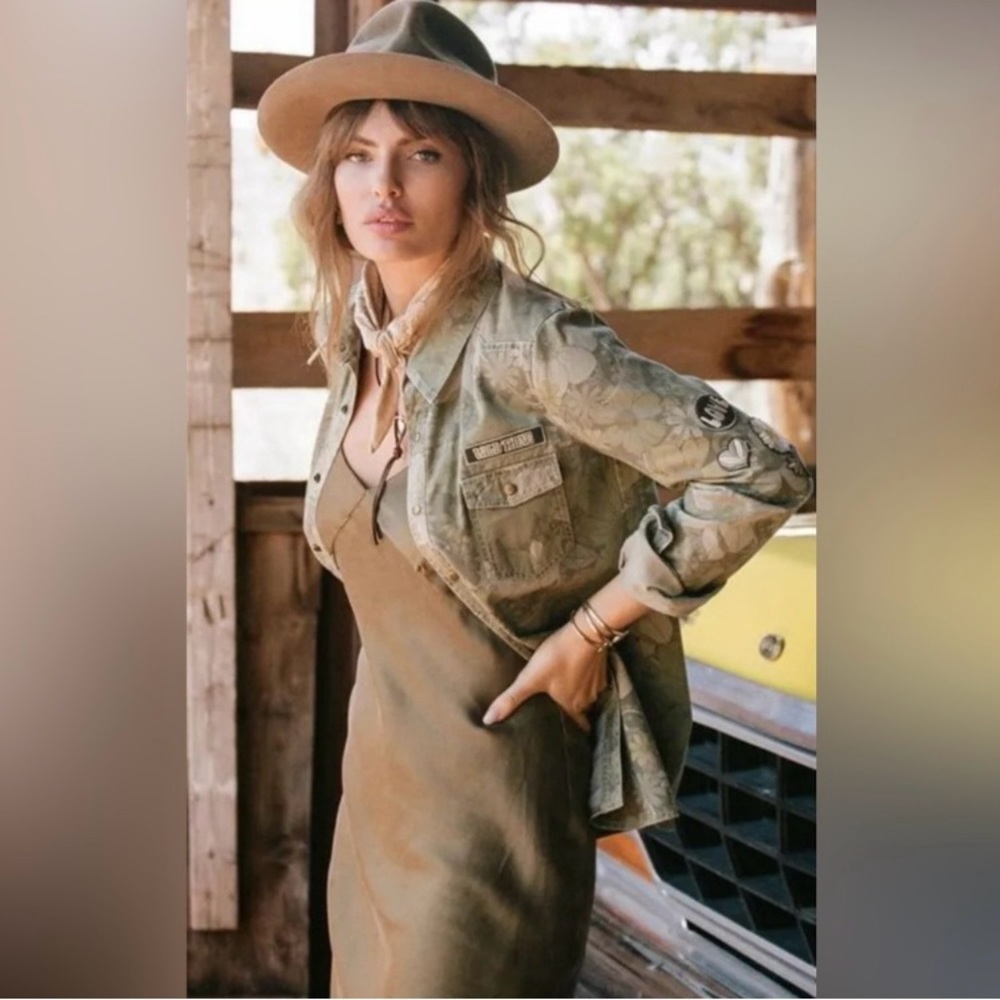 BNWOT Spell and the Gypsy Eden Jacket
